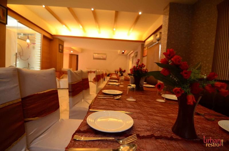 Hotel La Vista Delhi Bagian luar foto